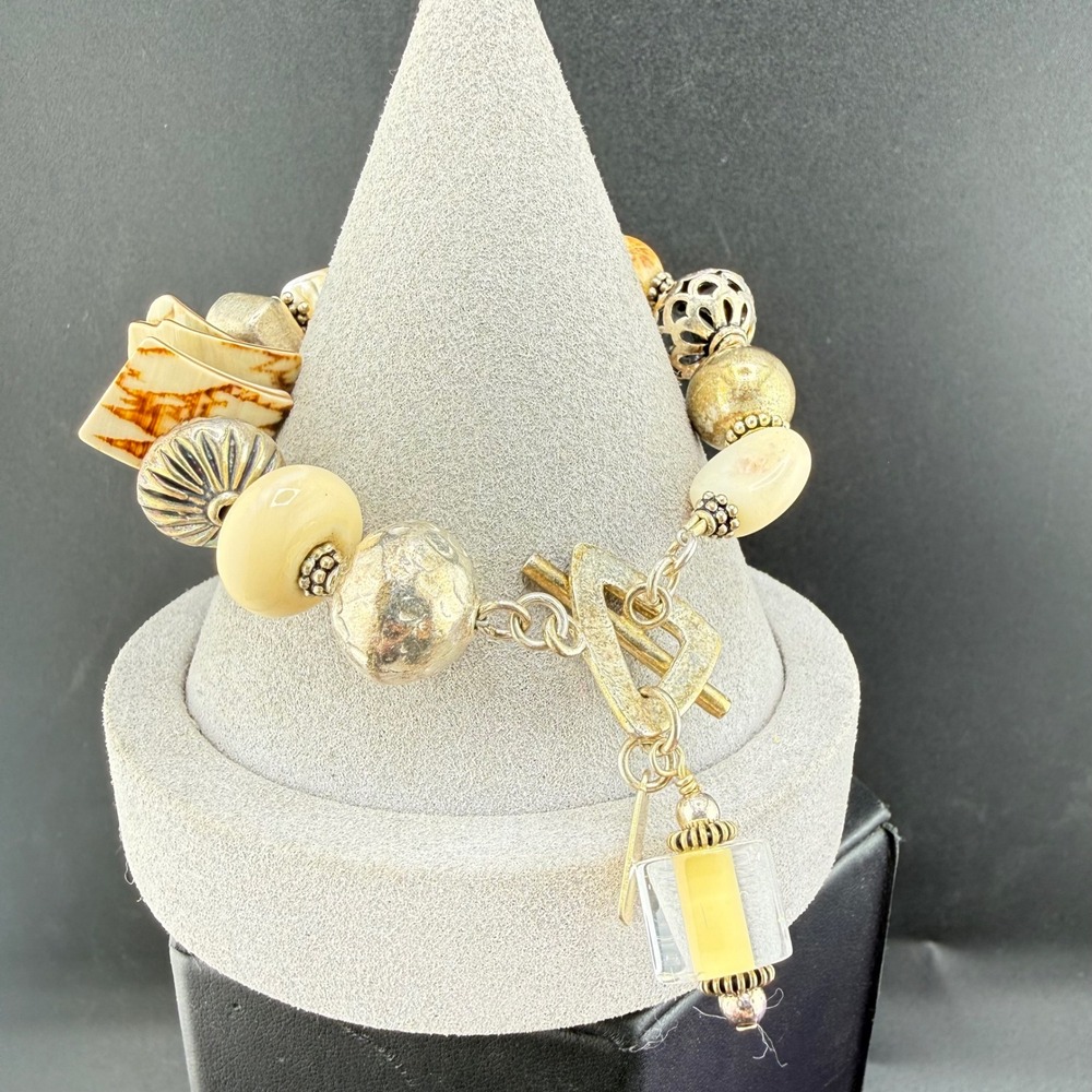 Tina Barry Designs Bracelet  Shell Mixed Bead Toggle 6.5